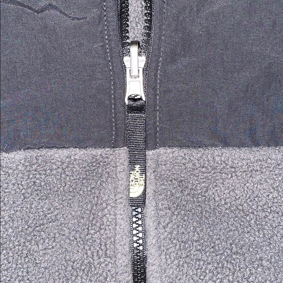 North Face Fleece Jacket - Picture 8 of 9
